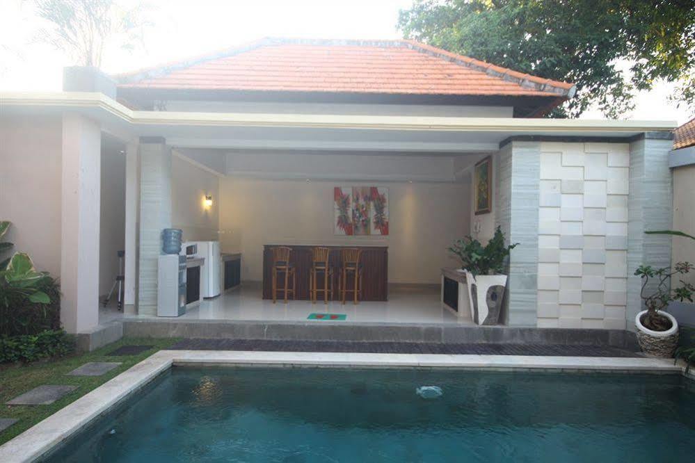 Kubal Villa Seminyak Zewnętrze zdjęcie